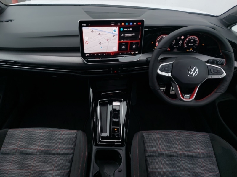 Used Volkswagen Golf 2025 for sale - 77847825: Photo 2