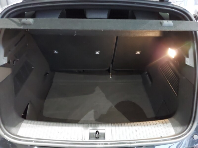 Used Renault Megane E Tech 2023 for sale - 77817188: Photo 8