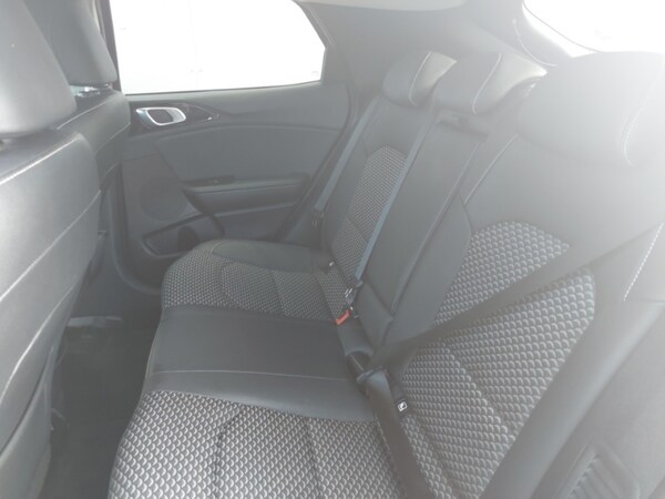 Used Kia XCeed 2023 for sale - 76187536: Photo 6