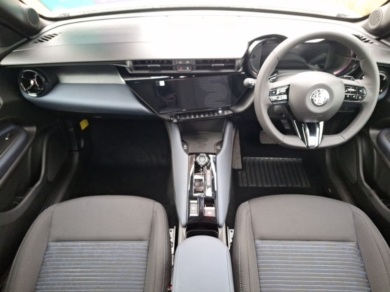 Used Alfa Romeo Junior 2025 for sale - 78127147: Photo 2