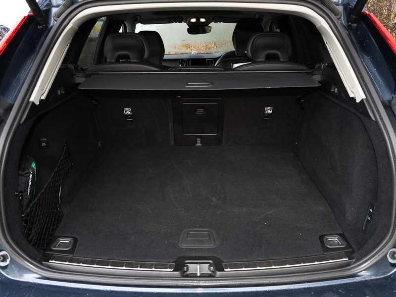 Used Volvo XC60 2025 for sale - 77797630: Photo 8