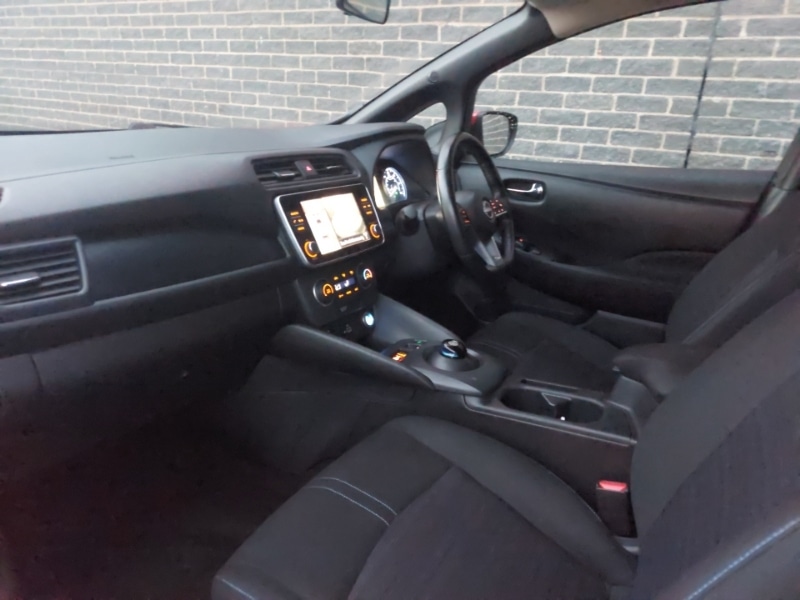 Used Nissan Leaf 2022 for sale - 76770571: Photo 5