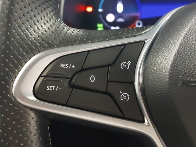 Used Renault Clio 2023 for sale - 77762159: Photo 12