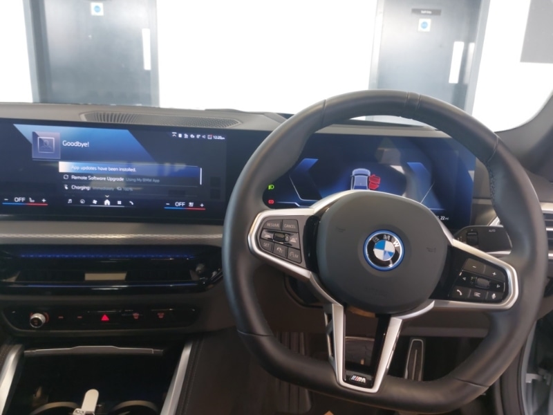 Used BMW i4 2025 for sale - 76383610: Photo 5