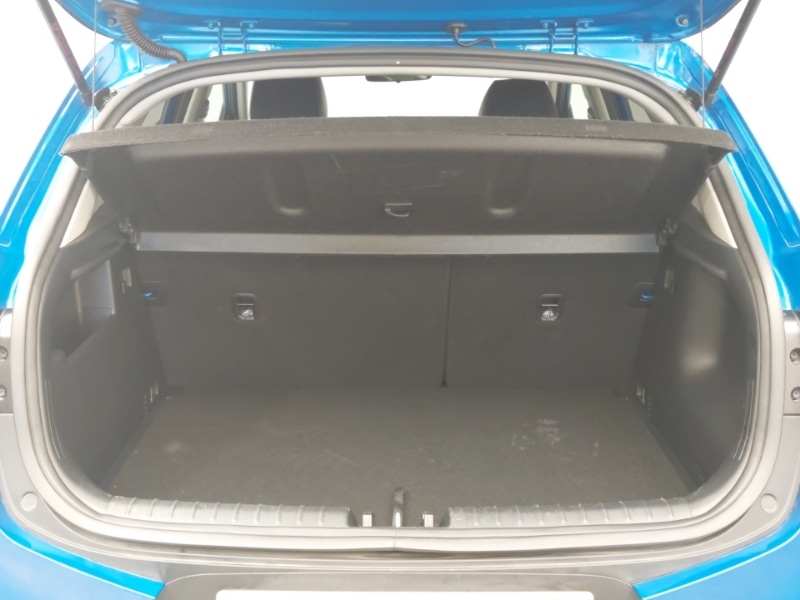 Used Kia Stonic 2023 for sale - 77985986: Photo 8