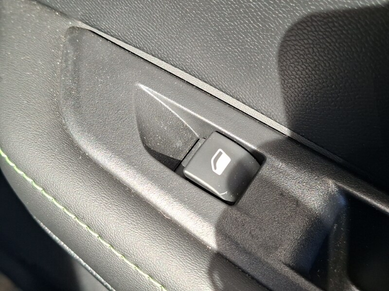 Used Peugeot 208 2024 for sale - 78152051: Photo 11