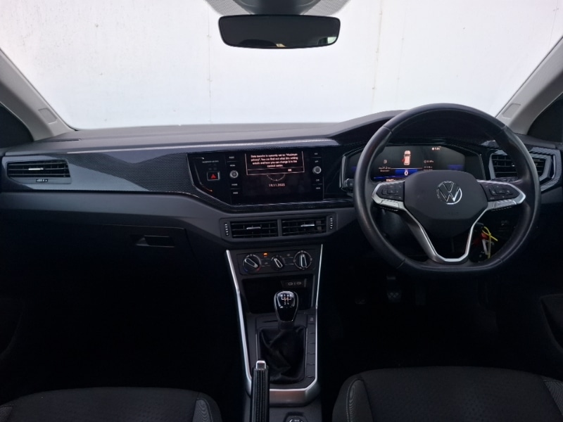 Used Volkswagen Polo 2023 for sale - 76629399: Photo 2