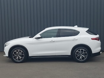 Used Alfa Romeo Stelvio 2021 for sale - 75562091: Photo