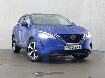 Nissan - Qashqai