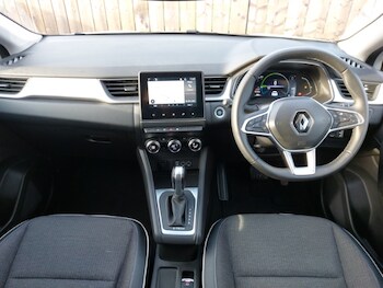 Used Renault Captur 2022 for sale - 76959455: Photo
