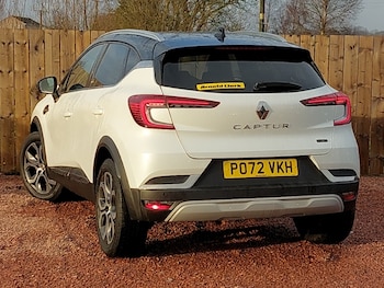 Used Renault Captur 2022 for sale - 76959455: Photo