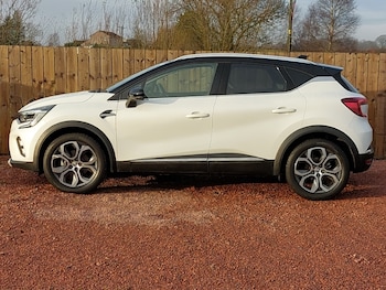 Used Renault Captur 2022 for sale - 76959455: Photo