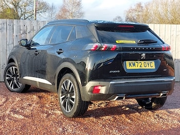 Used Peugeot 2008 2022 for sale - 76925805: Photo