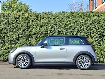 Used MINI Cooper 2025 for sale - 79329320: Photo