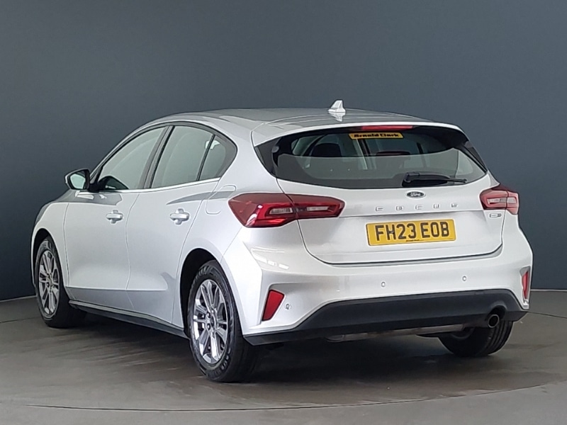 Used Ford Focus 2023 for sale - 76860920: Photo 3