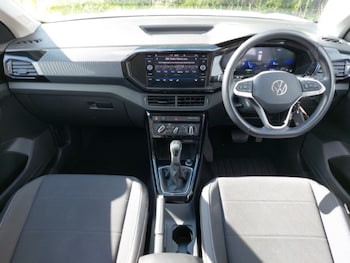 Used Volkswagen T-Cross 2024 for sale - 78510259: Photo