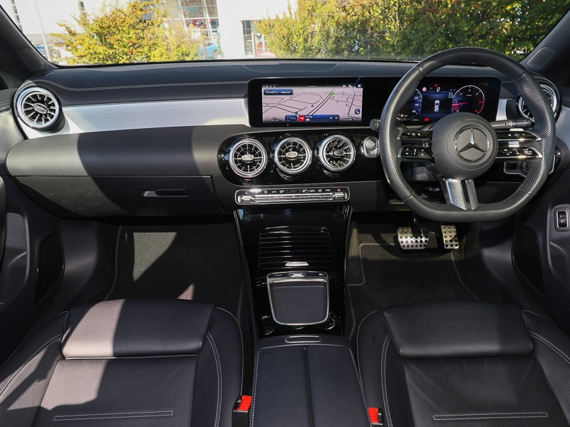 Used Mercedes-Benz CLA 2024 for sale - 77912340: Photo 2