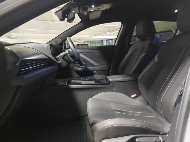 Used Vauxhall Astra 2025 for sale - 76912152: Photo 5