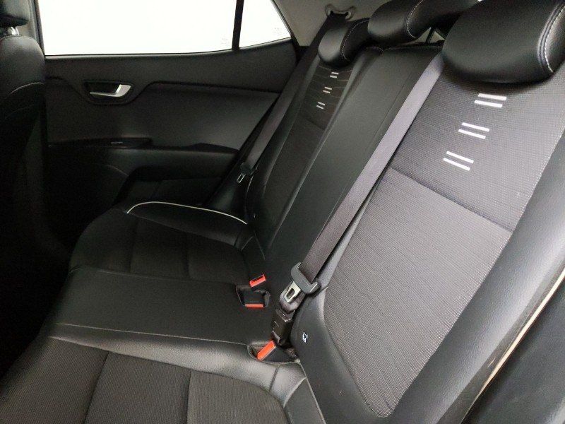 Used Kia Stonic 2022 for sale - 76383551: Photo 6