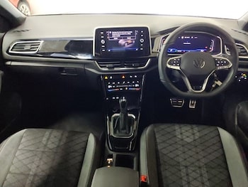 Used Volkswagen T-Roc 2025 for sale - 77049576: Photo