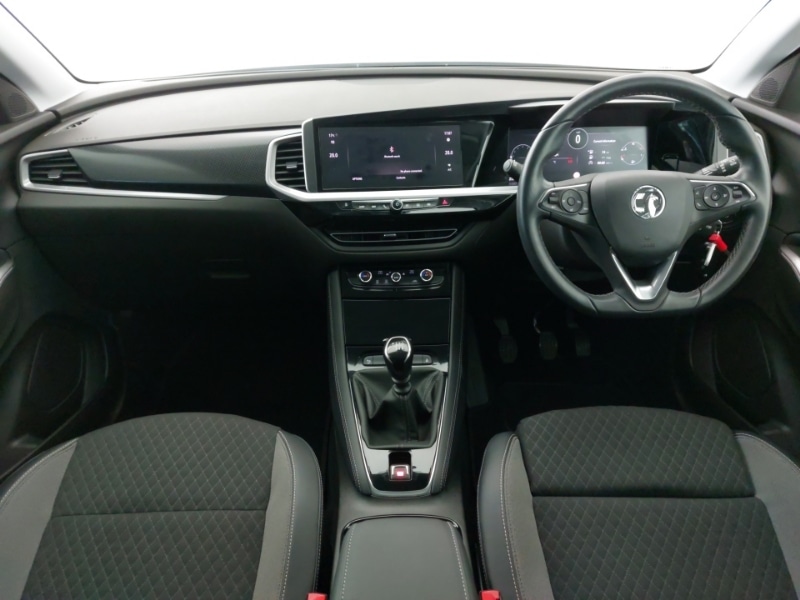 Used Vauxhall Grandland 2022 for sale - 76404270: Photo 2