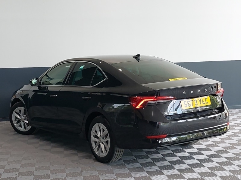 Used Skoda Octavia 2023 for sale - 76770681: Photo 3