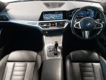 Used BMW 3 Series 2022 for sale - 76451495: Photo