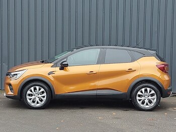 Used Renault Captur 2022 for sale - 76380411: Photo
