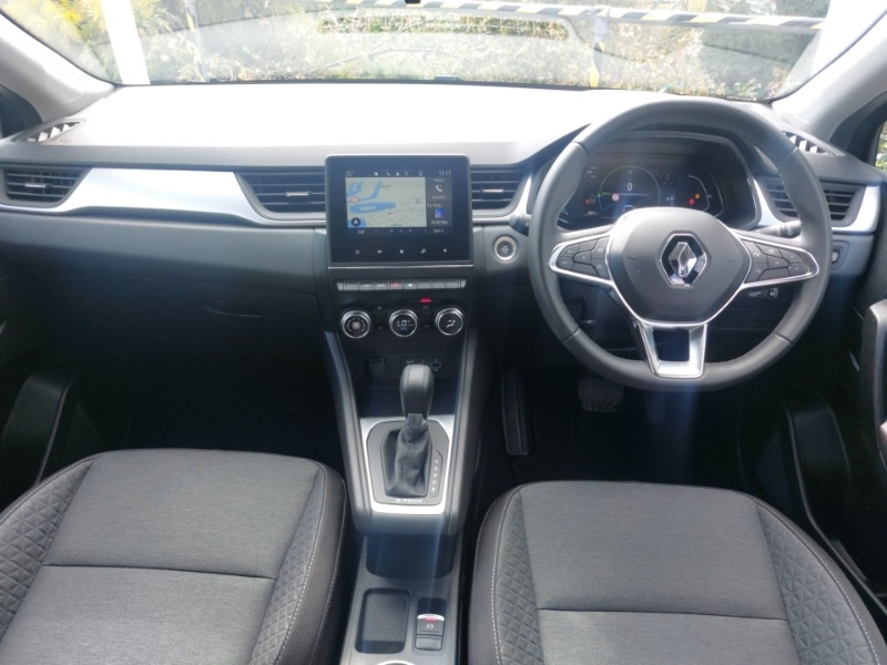 Used Renault Captur 2023 for sale - 76687911: Photo 2