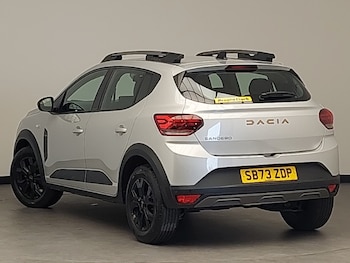 Used Dacia Sandero Stepway 2023 for sale - 76050398: Photo