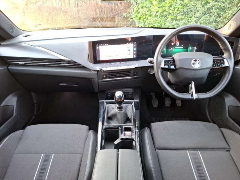 Used Vauxhall Astra 2024 for sale - 77585480: Photo 2