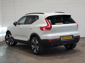Used Volvo XC40 2025 for sale - 79809407: Photo
