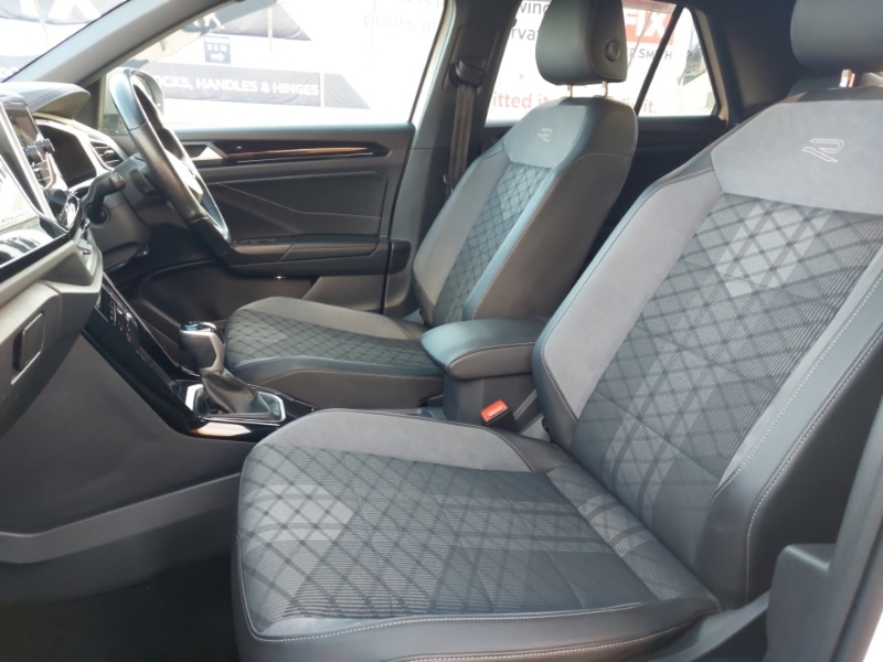 Used Volkswagen T-Roc 2022 for sale - 77184413: Photo 5