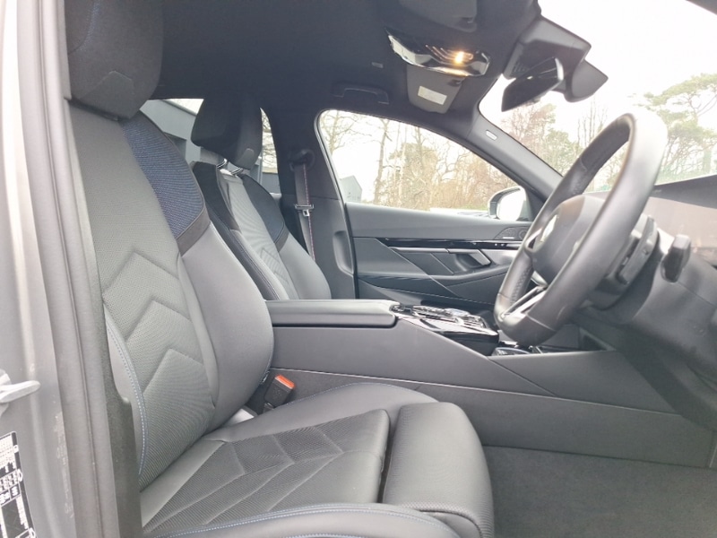 Used BMW 5 Series 2025 for sale - 77955424: Photo 11