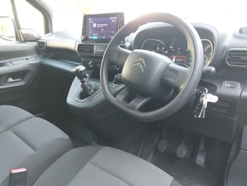 Used Citroen Berlingo 2023 for sale - 79538389: Photo