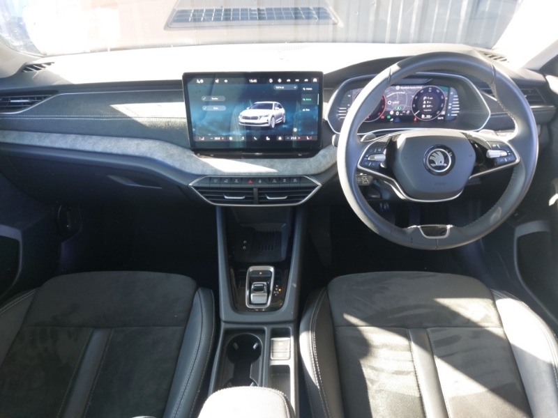 Used Skoda Octavia 2024 for sale - 76552972: Photo 2