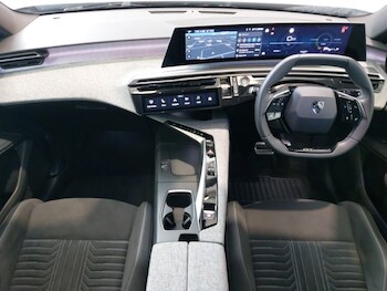 Used Peugeot 3008 2024 for sale - 76921171: Photo