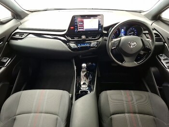 Used Toyota C-HR 2022 for sale - 76471885: Photo