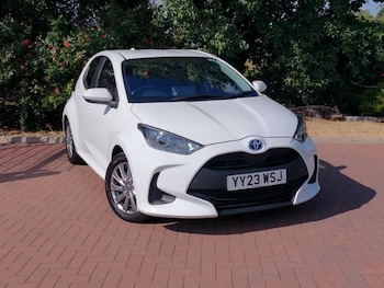 Used Toyota Yaris 2023 for sale - 79235222: Photo