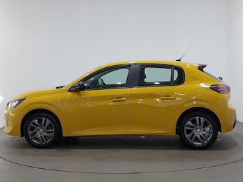 Used Peugeot 208 2022 for sale - 76532780: Photo