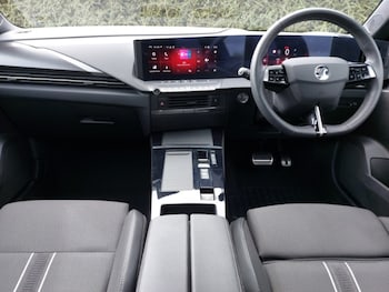 Used Vauxhall Astra 2023 for sale - 76708353: Photo