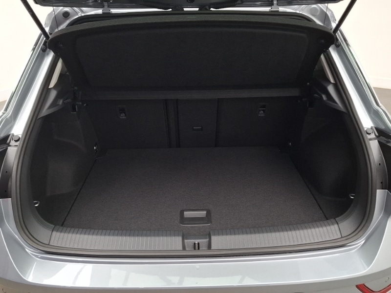 Used Volkswagen T-Roc 2025 for sale - 76881013: Photo 8