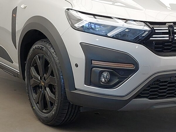 Used Dacia Sandero Stepway 2023 for sale - 76229761: Photo 9