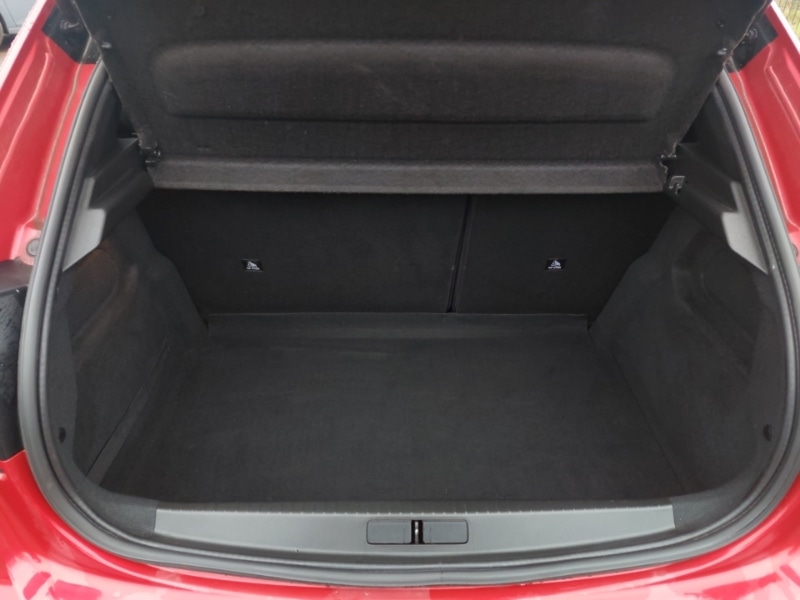 Used Peugeot 208 2022 for sale - 76947865: Photo 8