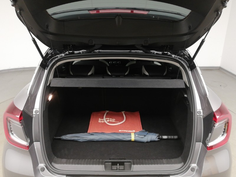 Used Renault Captur 2023 for sale - 77912339: Photo 8