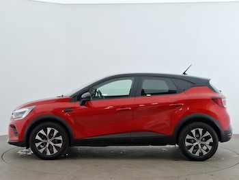 Used Renault Captur 2022 for sale - 77793256: Photo
