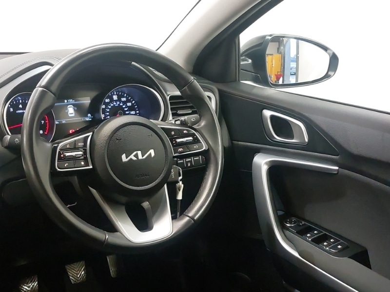 Used Kia Ceed 2023 for sale - 77670143: Photo 10