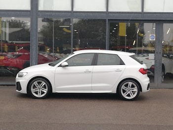 Used Audi A1 2023 for sale - 76051578: Photo