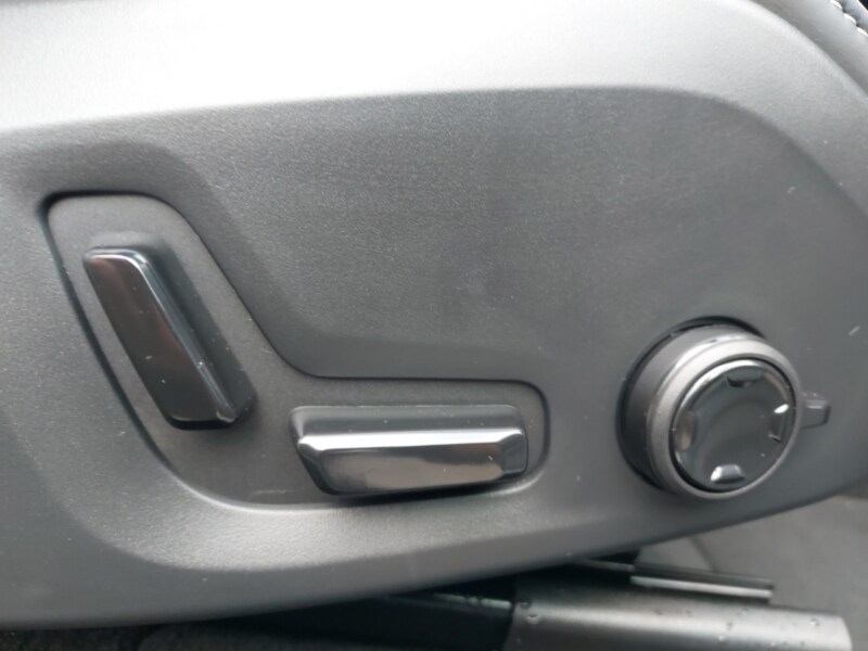 Used Volvo XC60 2025 for sale - 77209726: Photo 12