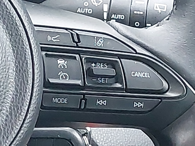 Used Toyota Yaris 2023 for sale - 76708575: Photo 11